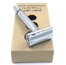 Load image into Gallery viewer, Parker 74R Safety Razor
